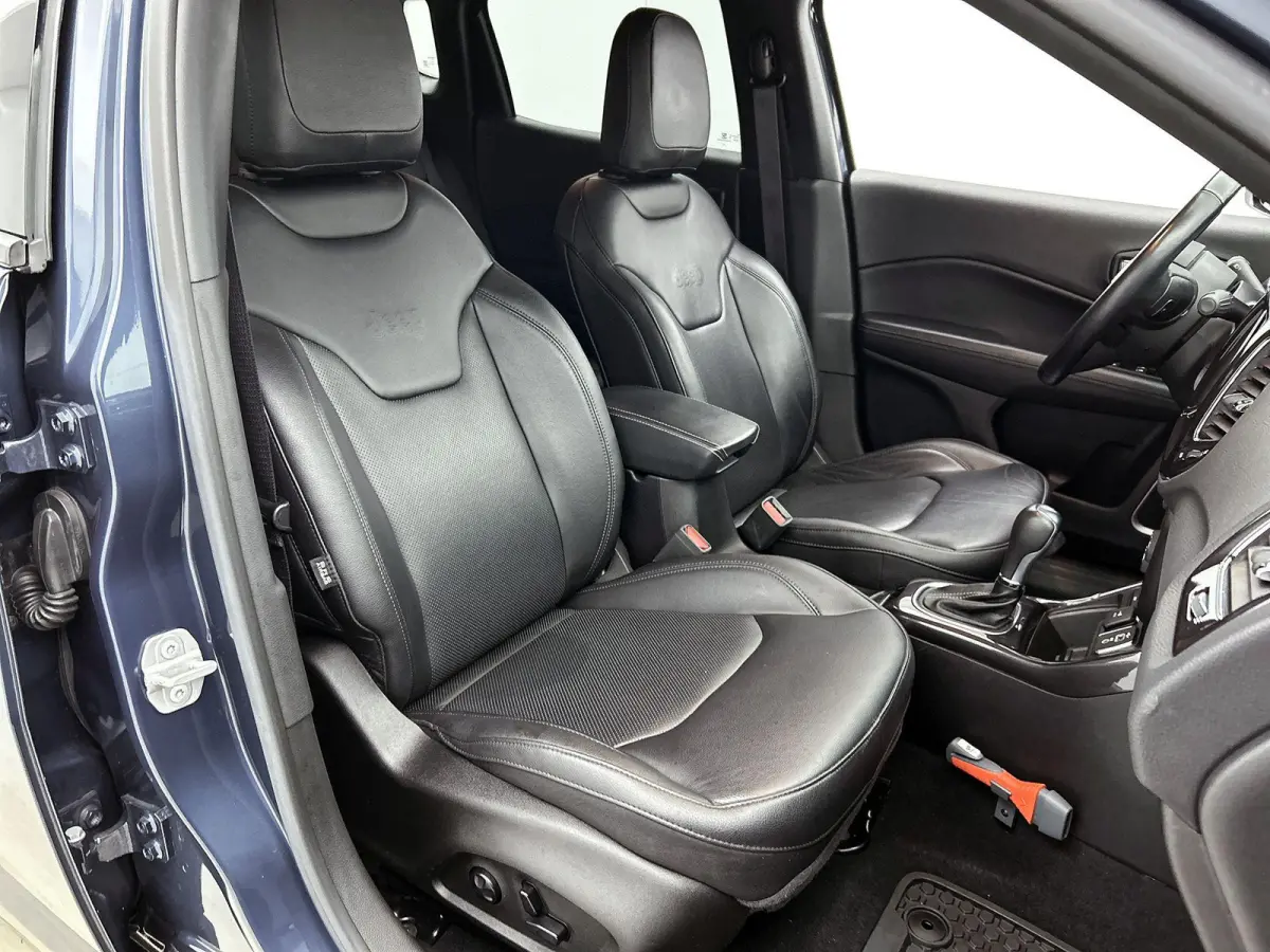 1.3 S 150pk Automaat | Trekhaak | Elektrisch Verstelbare Bestuurdersstoel | Navigatie | Elektrische Klep | Climate Control | 19"LMV | Stuur-/Stoelverwarming |