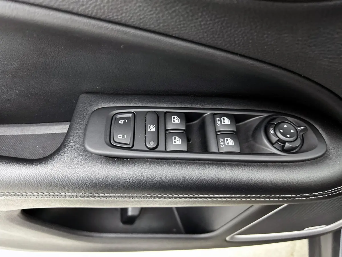 1.3 S 150pk Automaat | Trekhaak | Elektrisch Verstelbare Bestuurdersstoel | Navigatie | Elektrische Klep | Climate Control | 19"LMV | Stuur-/Stoelverwarming |