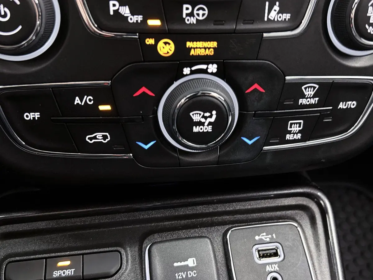 1.3 S 150pk Automaat | Trekhaak | Elektrisch Verstelbare Bestuurdersstoel | Navigatie | Elektrische Klep | Climate Control | 19"LMV | Stuur-/Stoelverwarming |
