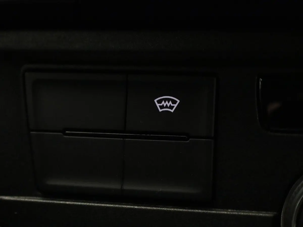 2.0 TDI L1H1 150PK | Automaat | Navigatie | Airco | Verwarmbare Voorruit | Multifunctioneel Stuurwiel | Cruise Control | Parkeerhulp Achter | DAB+ | Sortimo |