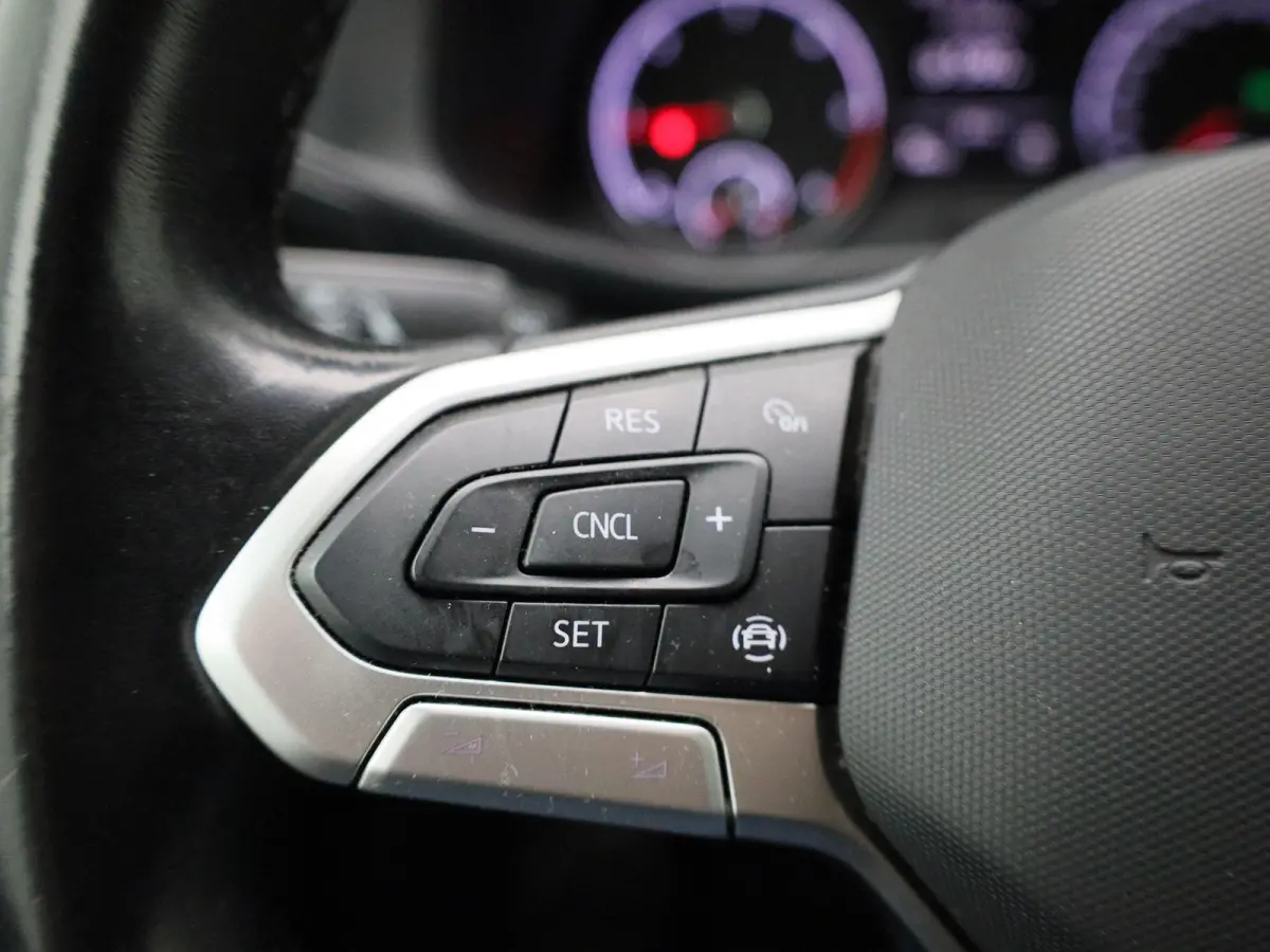 2.0 TDI L1H1 150PK | Automaat | Navigatie | Airco | Verwarmbare Voorruit | Multifunctioneel Stuurwiel | Cruise Control | Parkeerhulp Achter | DAB+ | Sortimo |