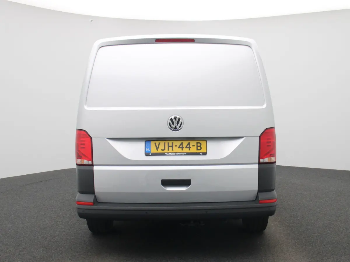 2.0 TDI L1H1 150PK | Automaat | Navigatie | Airco | Verwarmbare Voorruit | Multifunctioneel Stuurwiel | Cruise Control | Parkeerhulp Achter | DAB+ | Sortimo |
