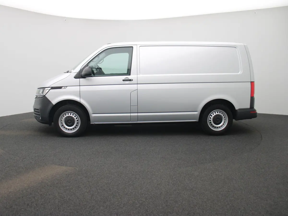 2.0 TDI L1H1 150PK | Automaat | Navigatie | Airco | Verwarmbare Voorruit | Multifunctioneel Stuurwiel | Cruise Control | Parkeerhulp Achter | DAB+ | Sortimo |