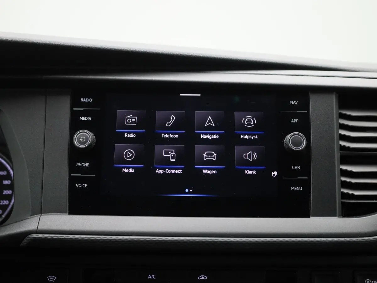 2.0 TDI L1H1 150PK | Automaat | Navigatie | Airco | Verwarmbare Voorruit | Multifunctioneel Stuurwiel | Cruise Control | Parkeerhulp Achter | DAB+ | Sortimo |