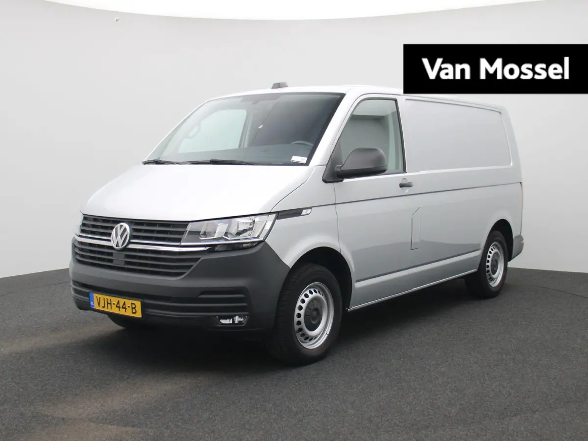 2.0 TDI L1H1 150PK | Automaat | Navigatie | Airco | Verwarmbare Voorruit | Multifunctioneel Stuurwiel | Cruise Control | Parkeerhulp Achter | DAB+ | Sortimo |