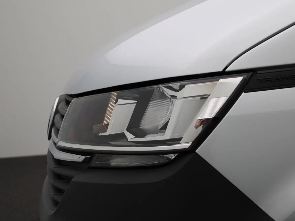 2.0 TDI L1H1 150PK | Automaat | Navigatie | Airco | Verwarmbare Voorruit | Multifunctioneel Stuurwiel | Cruise Control | Parkeerhulp Achter | DAB+ | Sortimo |