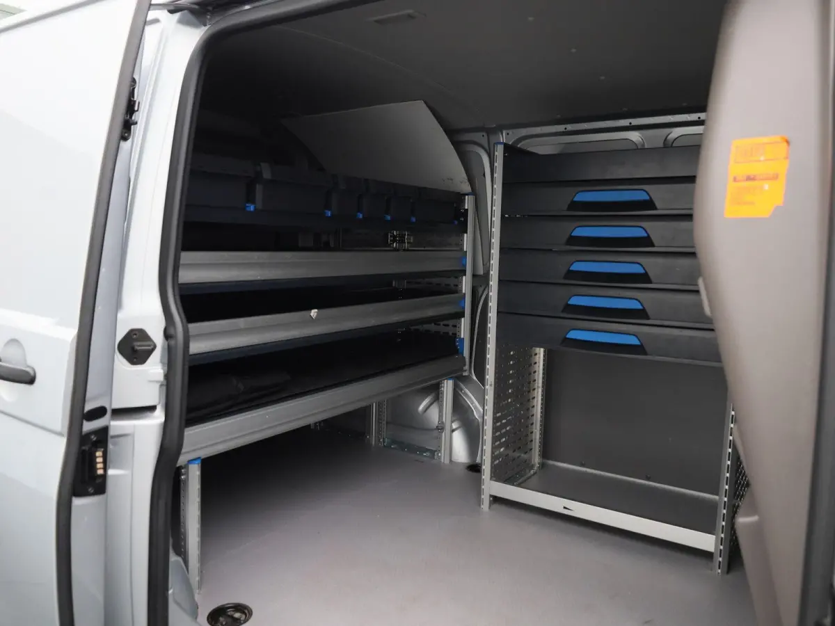 2.0 TDI L1H1 150PK | Automaat | Navigatie | Airco | Verwarmbare Voorruit | Multifunctioneel Stuurwiel | Cruise Control | Parkeerhulp Achter | DAB+ | Sortimo |