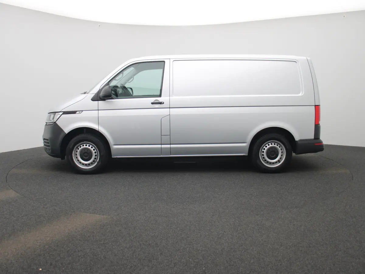 2.0 TDI L1H1 150PK | Automaat | Navigatie | Airco | Verwarmbare Voorruit | Multifunctioneel Stuurwiel | Cruise Control | Parkeerhulp Achter | DAB+ | Sortimo |