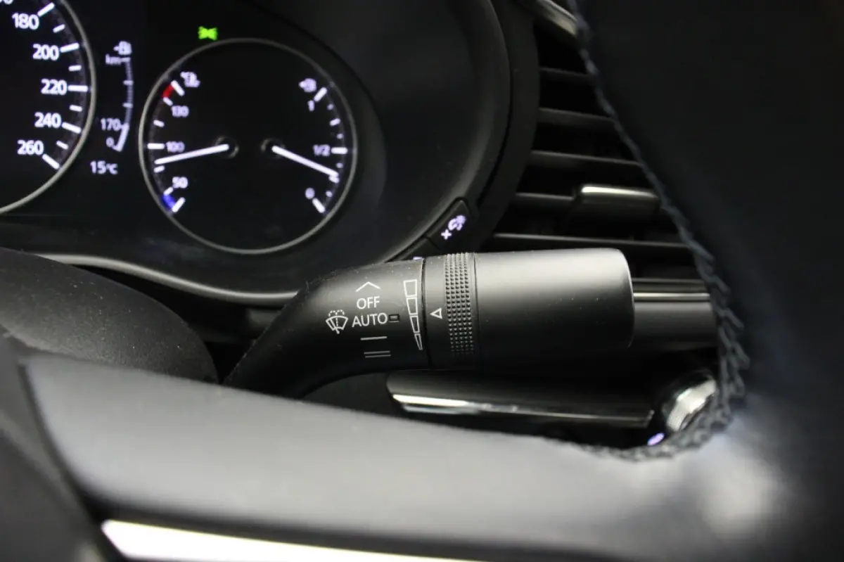 2.0 e-SkyActiv-G M Hybrid Comfort - Carplay, Camera, Stuur/Stuur verw.