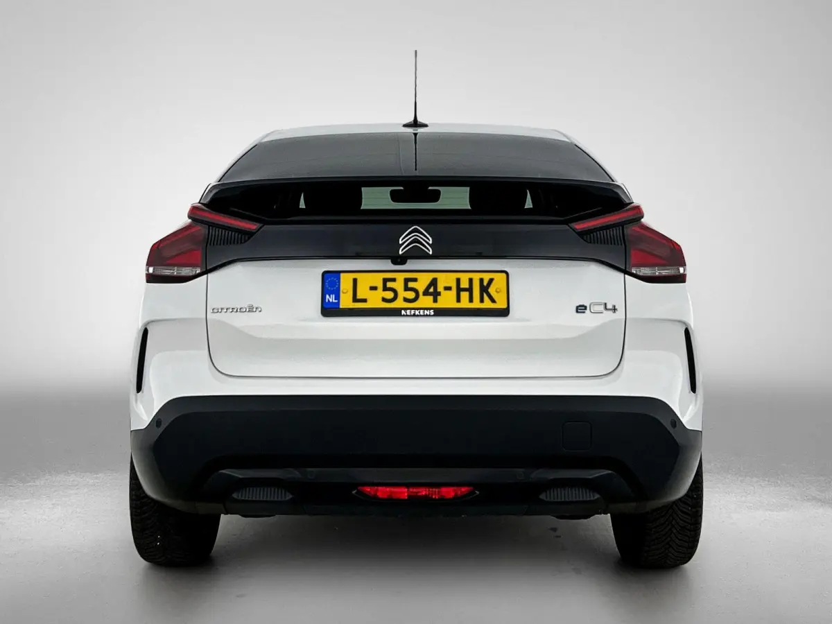 Shine 50 kWh 136pk Automaat | 1ste Eigenaar | Accu 91%|  Navigatie | Climate Control | Adaptieve Cruise Control | 18"LMV | Full-LED | Dodehoekdetectie | Apple Carplay/Android Auto |