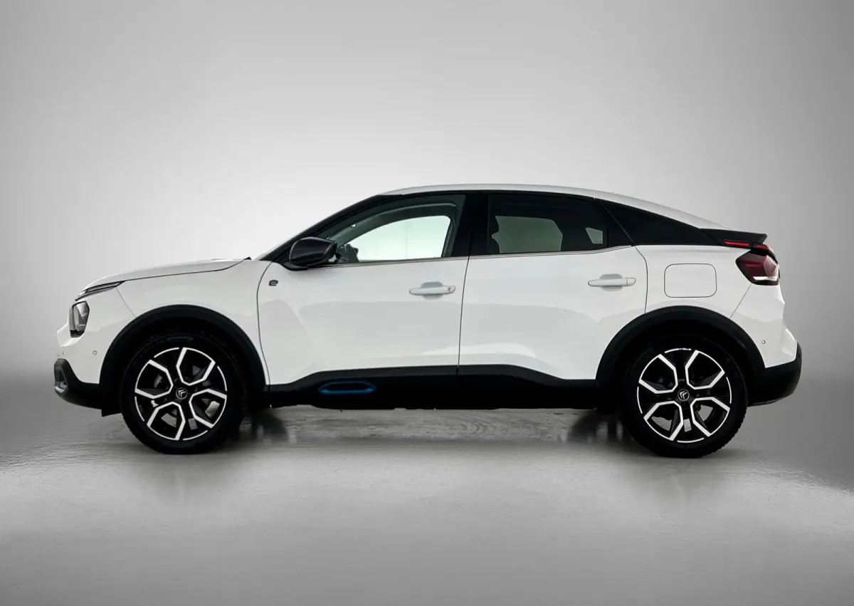 Shine 50 kWh 136pk Automaat | 1ste Eigenaar | Accu 91%|  Navigatie | Climate Control | Adaptieve Cruise Control | 18"LMV | Full-LED | Dodehoekdetectie | Apple Carplay/Android Auto |