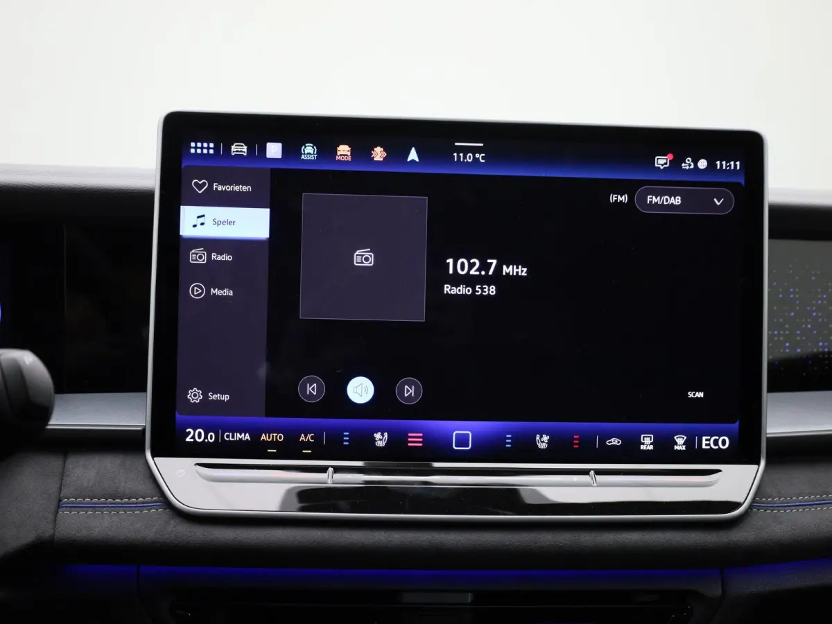 1.5 eHybrid R-Line Edition 272 PK| Origineel Nederlands | 1e Eigenaar | Panoramadak | Trekhaak | Leder Interieur | Stoelventilatie | Stoelverwarming | Stuurwielverwarming | Navigatie