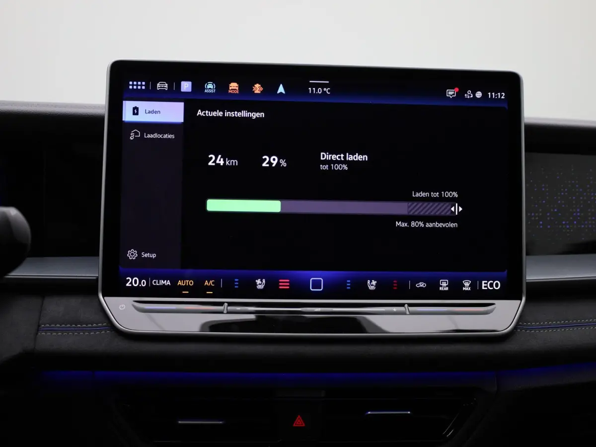 1.5 eHybrid R-Line Edition 272 PK| Origineel Nederlands | 1e Eigenaar | Panoramadak | Trekhaak | Leder Interieur | Stoelventilatie | Stoelverwarming | Stuurwielverwarming | Navigatie