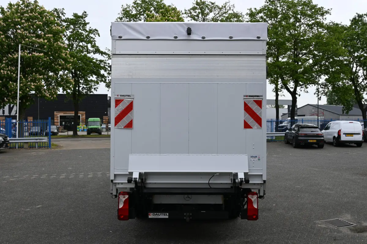 517 CDI L3 Schuifzeil met laadklep 3500 KG trekhaak, Geveerde stoel, Huifzeil, Zeilwagen
