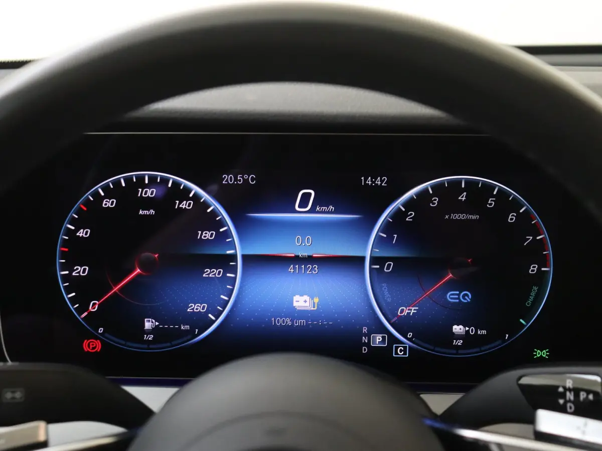 300 e Avantgarde Panorama dak/ Head up/ Night/ Carplay
