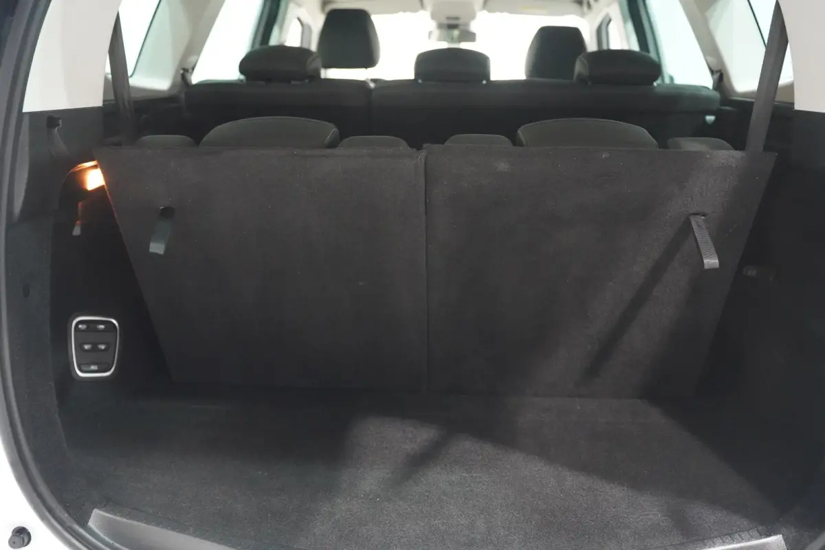 1.3 TCe Limited 7p. NAP Navi Clima PDC v+a Trekhaak PDC v+a