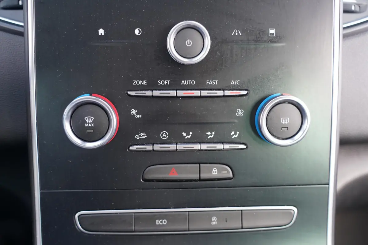 1.3 TCe Limited 7p. NAP Navi Clima PDC v+a Trekhaak PDC v+a