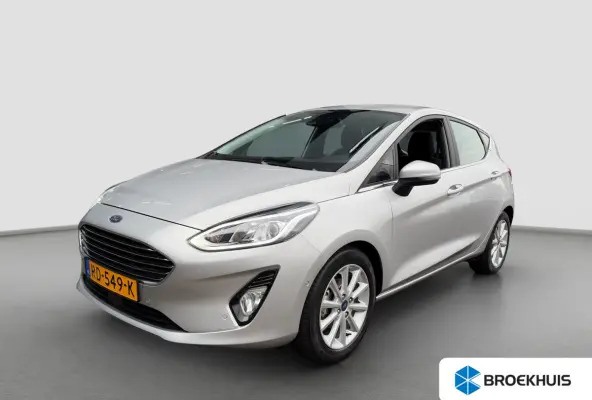 1.0 100pk EcoBoost Titanium | Camera | Adaptive cruise controle | B&O Audio | Voorruitverwarming | Carplay | Parkeersensoren voor en achter | Navigatie | Climate controle
