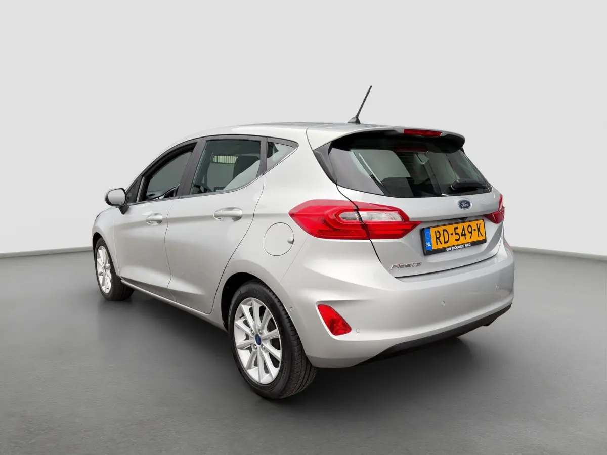 1.0 100pk EcoBoost Titanium | Camera | Adaptive cruise controle | B&O Audio | Voorruitverwarming | Carplay | Parkeersensoren voor en achter | Navigatie | Climate controle