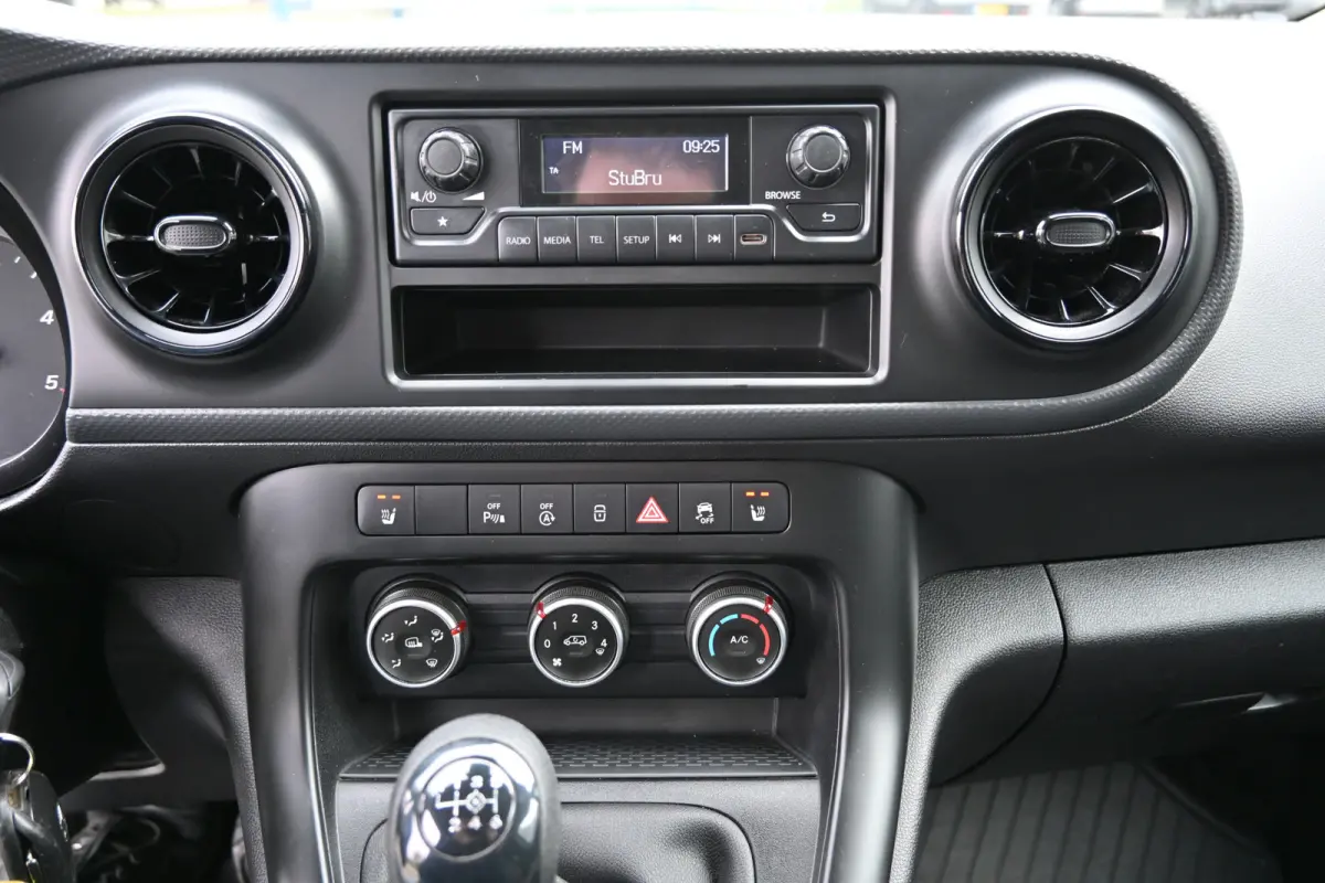 108 CDI L1 Trekhaak, Camera, Stoelverwarming