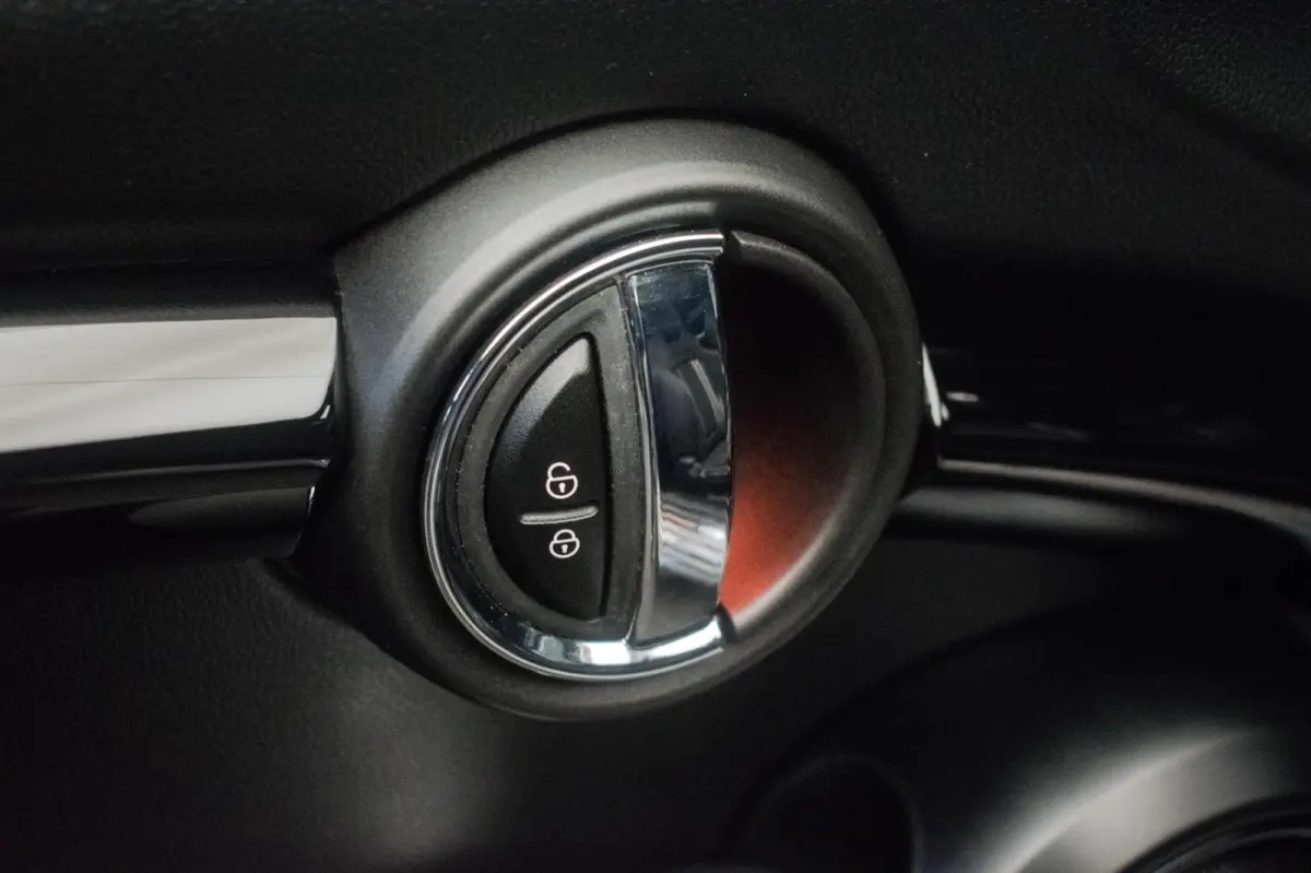 Mini 1.5 FULL OPTION NL-auto [ JCW-Pakket Panoramadak Harman Kardon HUD Digital Dash Keyless Stoelverwarming ]