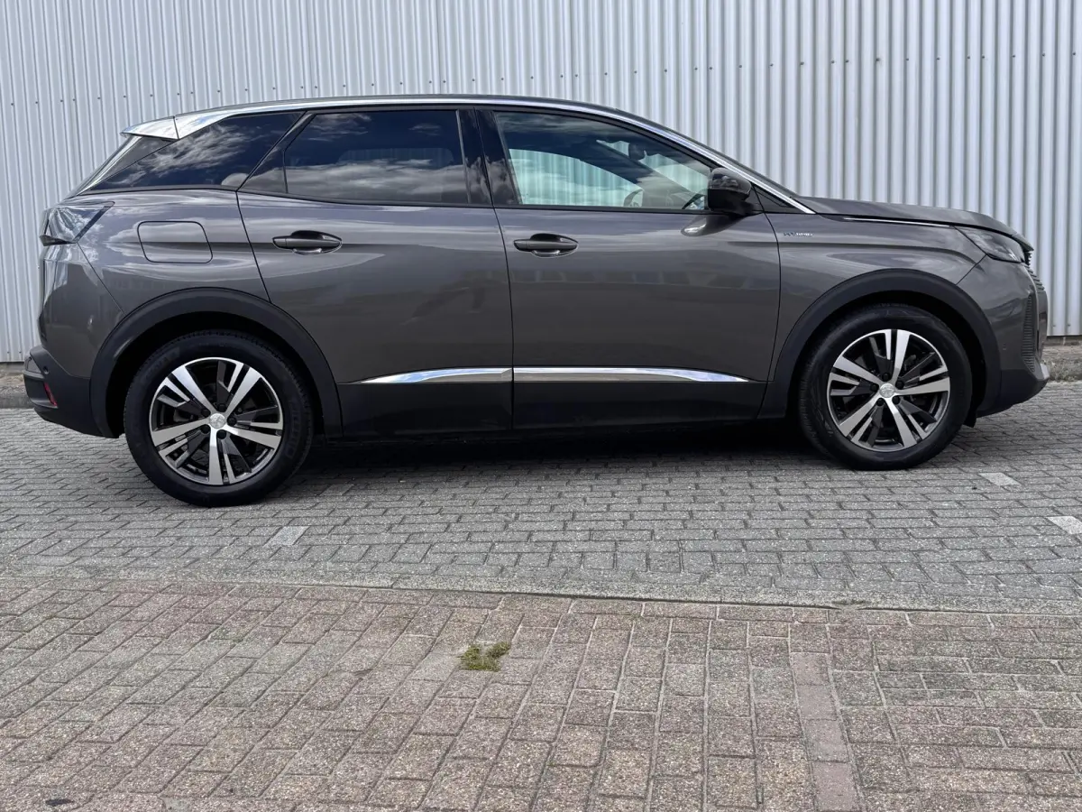 1.6 HYbrid 225PK Allure Pack Business | Camera | Navigatie | Apple Carplay / Android Auto | Cruise Control |