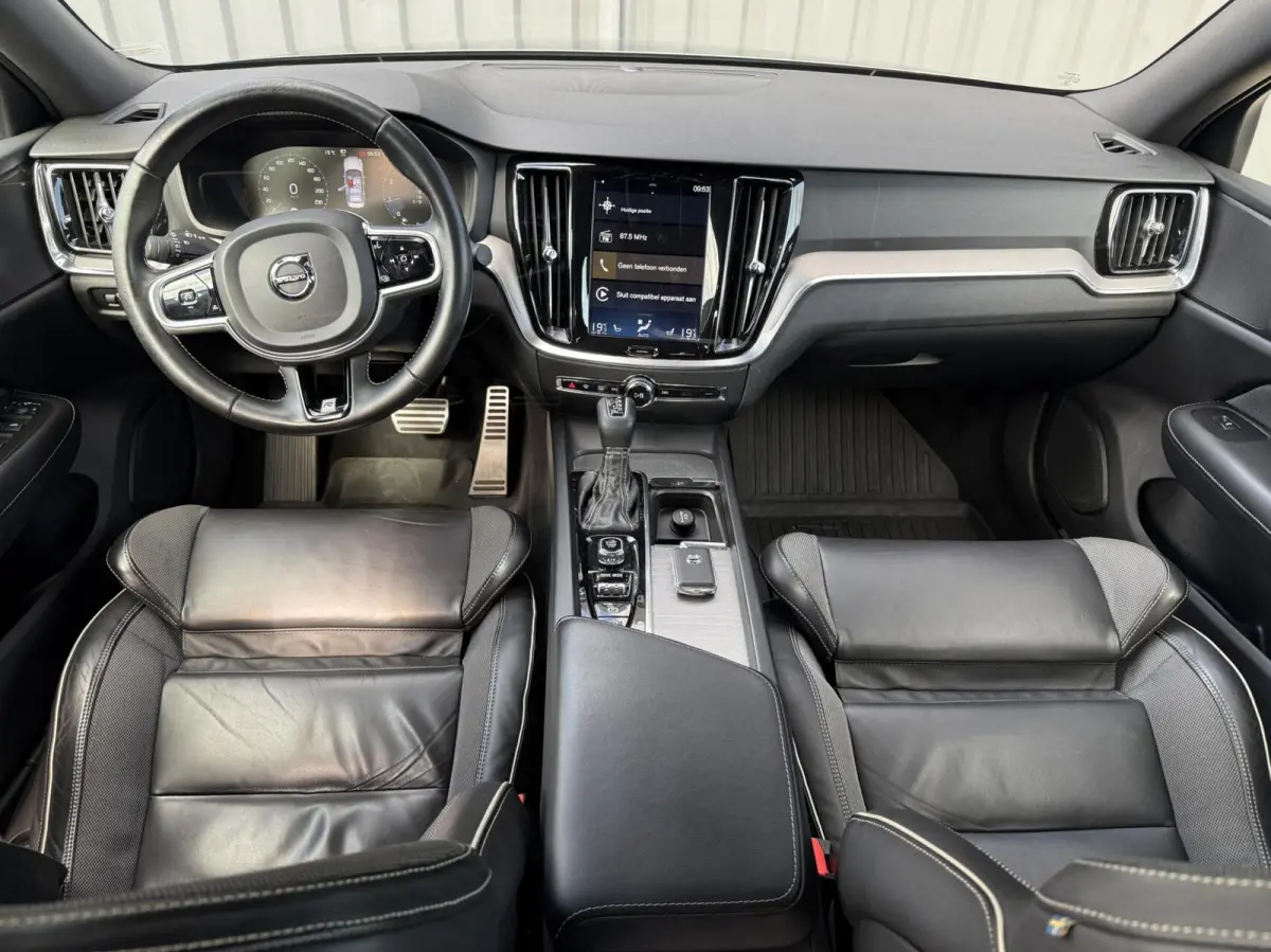 2.0 T4 R-Design|Polestar engineerd|LED|TREKHAAK