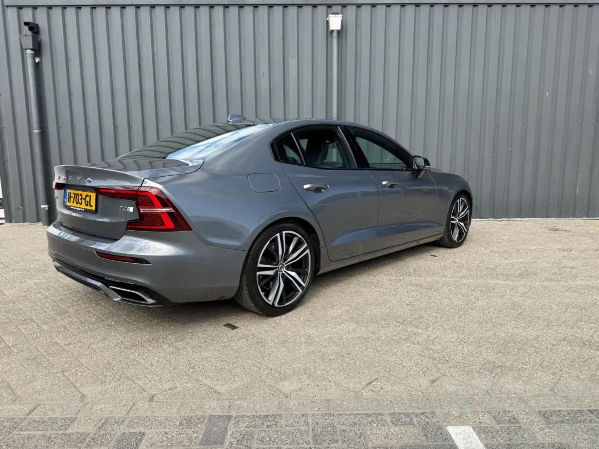 2.0 T4 R-Design|Polestar engineerd|LED|TREKHAAK