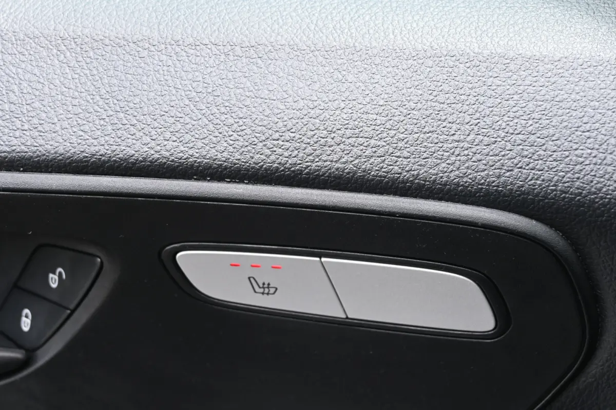116 CDI DC L3 Pro LED, 2500 kg trekhaak, Navigatie en Smartphone integratie, Etc.