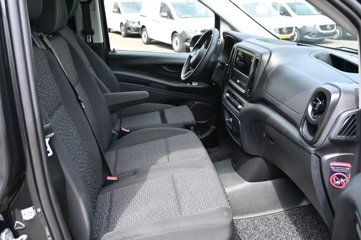 116 CDI DC L3 Pro LED, 2500 kg trekhaak, Navigatie en Smartphone integratie, Etc.