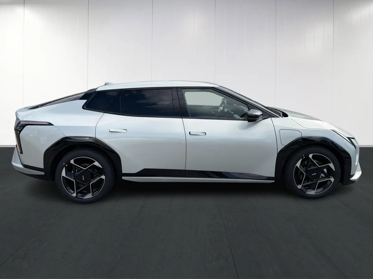 GT-Line Business Edition 81.4 kWh | Stoel- en stuurwielverwarming | Adaptieve Cruisecontrol | Privacy glass | Achteruitrijcamera | Elektrisch verstelbare voorstoelen |