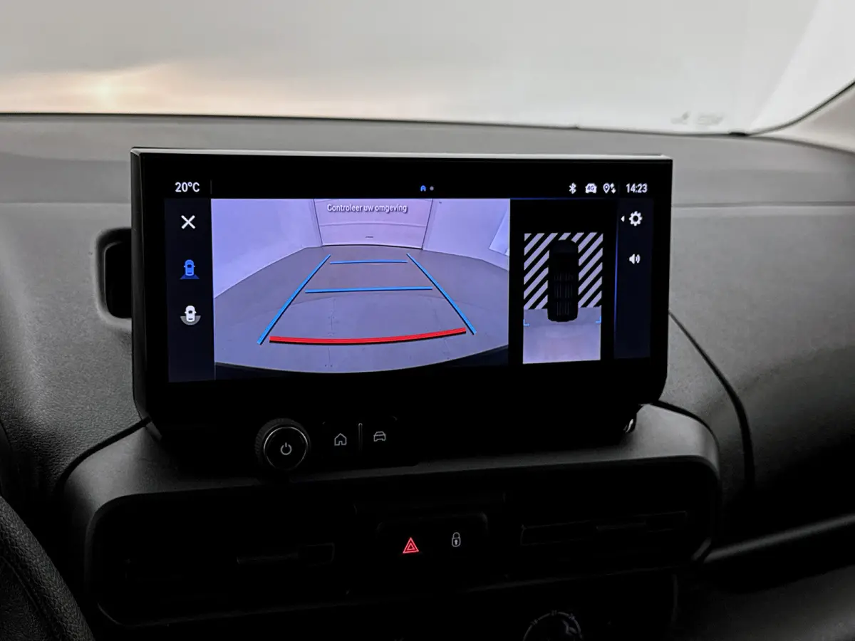 1.5D L1H1 Edition 130pk Navigatie Camera systeem Carplay Cruise control