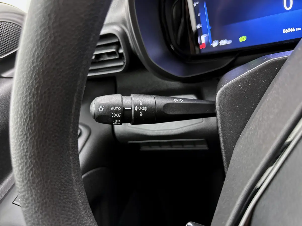 1.5D L1H1 Edition 130pk Navigatie Camera systeem Carplay Cruise control