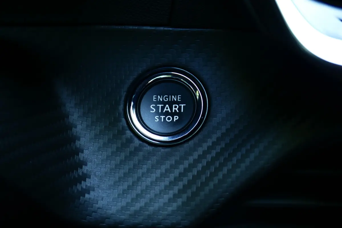 HYBRID 136PK GT AUTOMAAT / NAVI / CLIMA / PDC / 17" LMV / CAMERA V+A / PANO.DAK / FULL-LED / KEYLESS / BLUETOOTH / ADAPT. CRUISECONTROL / 1E EIGENAAR / SCHITTERENDE STAAT !!