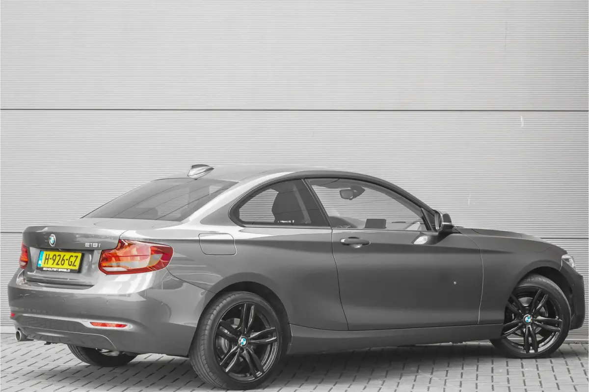 218i Executive Edition Camera Parkeerhulp 18"
