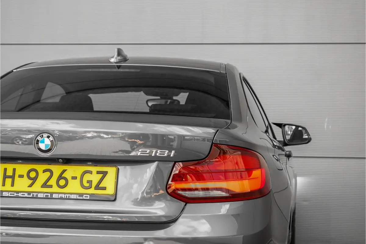 218i Executive Edition Camera Parkeerhulp 18"