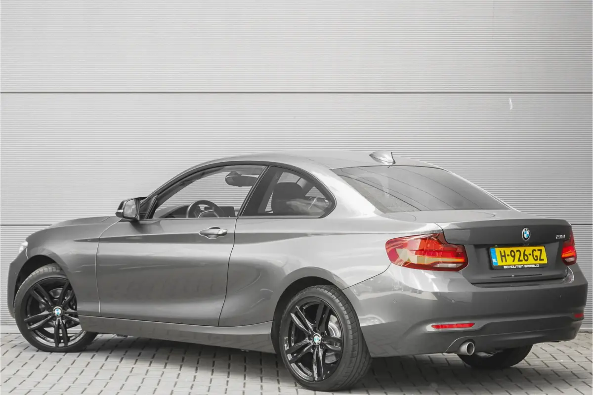 218i Executive Edition Camera Parkeerhulp 18"