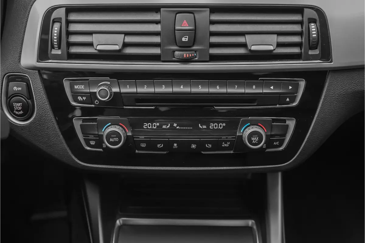218i Executive Edition Camera Parkeerhulp 18"