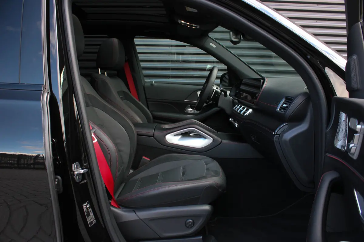 AMG 53 Hybrid 4MATIC+ Night Edition Premium Plus / BURMESTER / TREKHAAK / FULL DEALER AUTO / LUCHTVERING