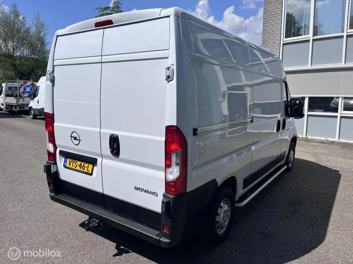 bestel 2.2D 165 Lang Hoog 3.5t 3 Zitplaatsen Trekhaak Navi Airco