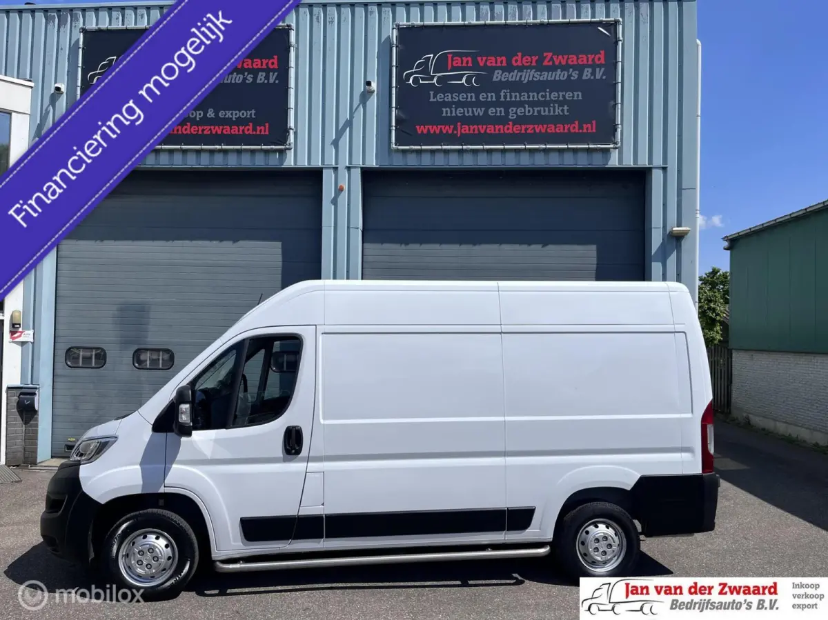 bestel 2.2D 165 Lang Hoog 3.5t 3 Zitplaatsen Trekhaak Navi Airco