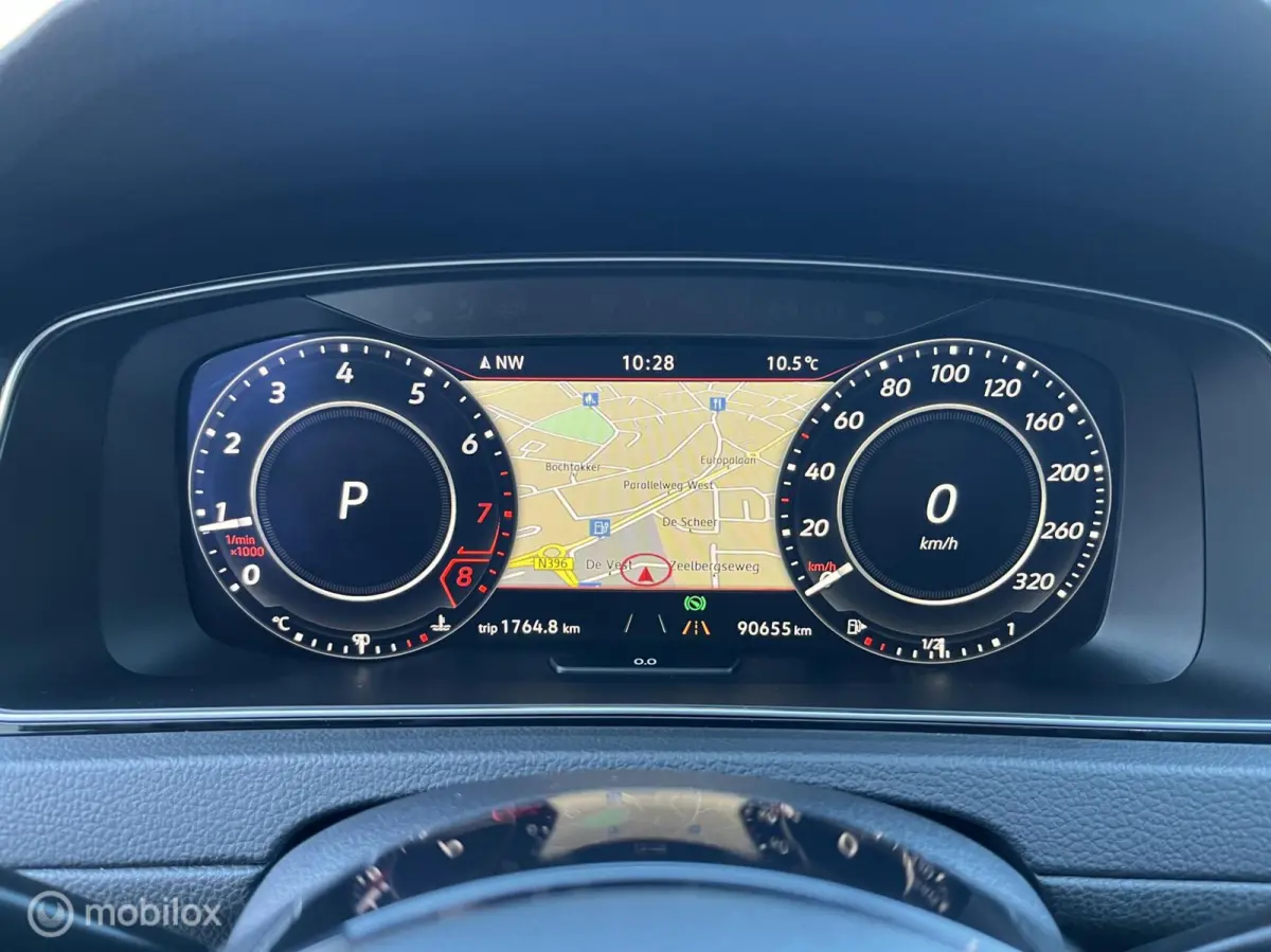 2.0 TSI 4Motion R PANO-DAK*DYNAUDIO*LED*ACC*