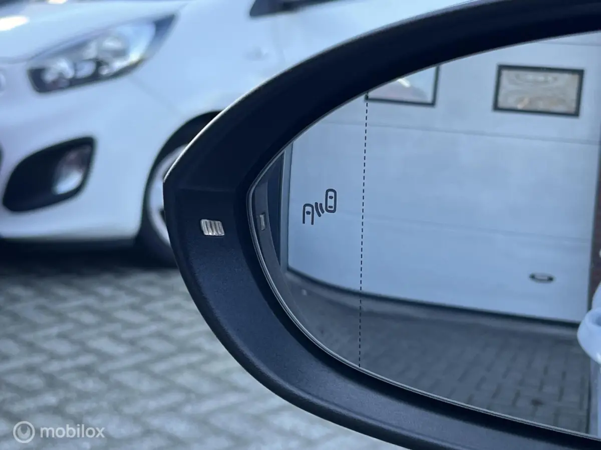2.0 TSI 4Motion R PANO-DAK*DYNAUDIO*LED*ACC*