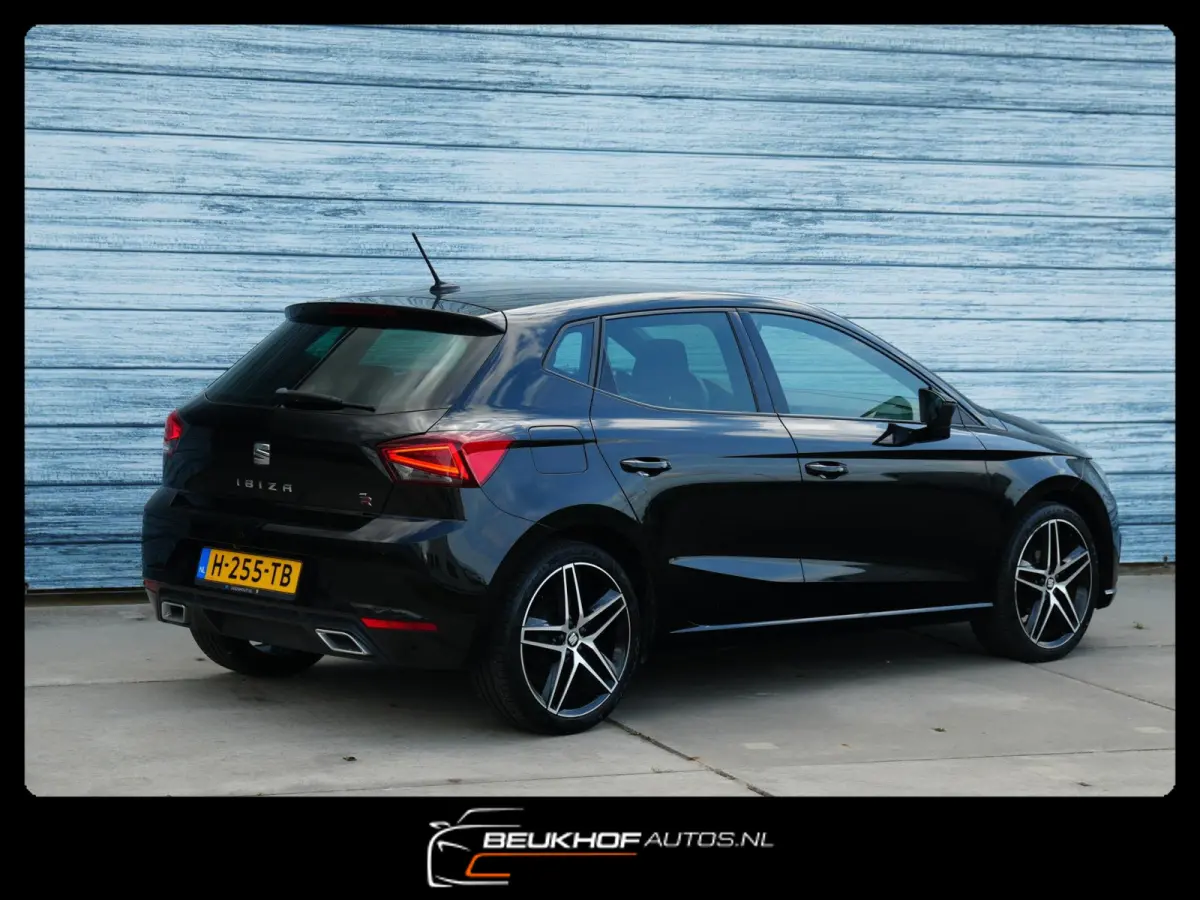 1.0 TSI FR Business Beats Camera Nav VirtualDash