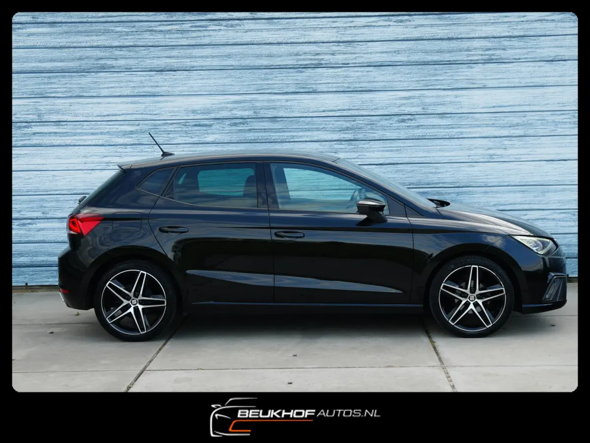1.0 TSI FR Business Beats Camera Nav VirtualDash
