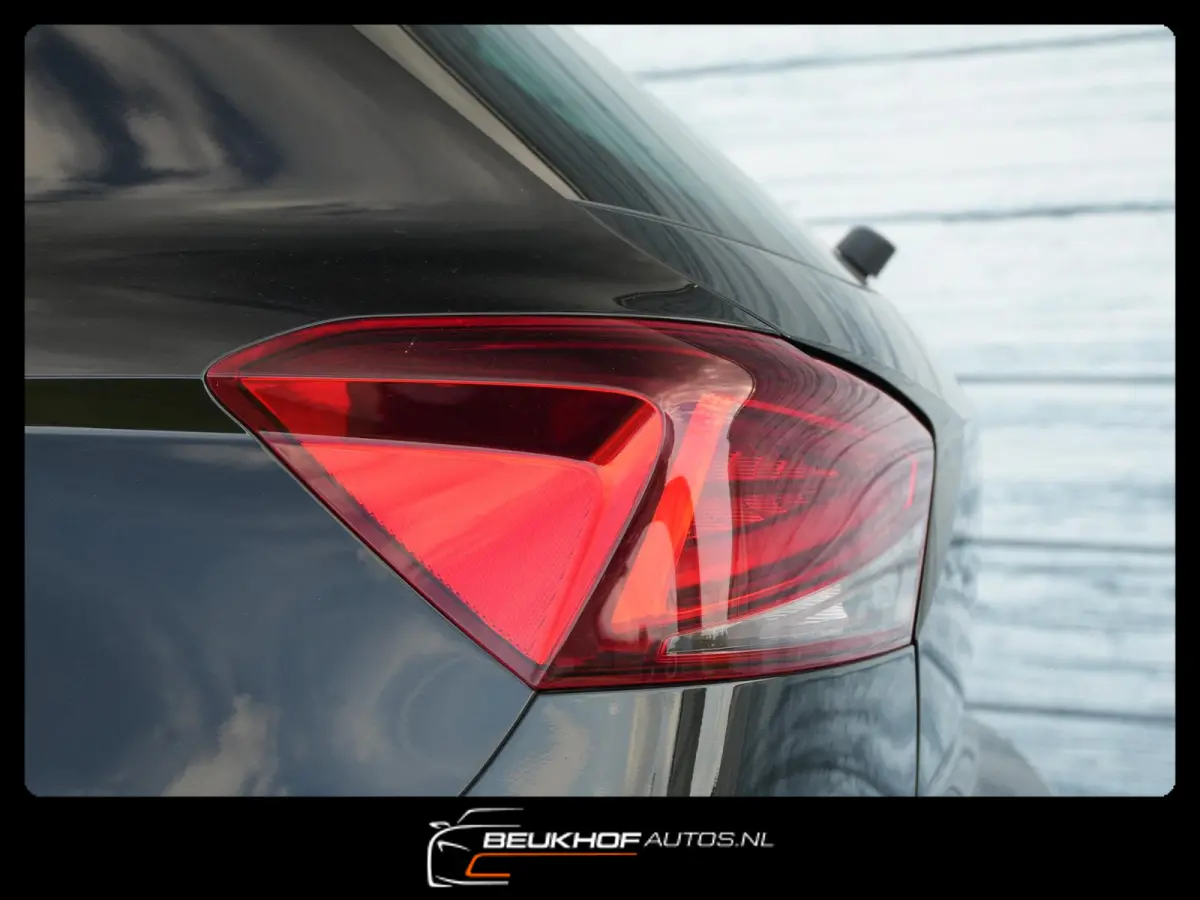 1.0 TSI FR Business Beats Camera Nav VirtualDash