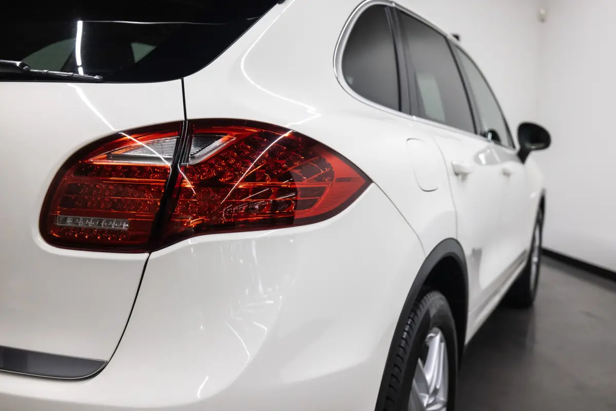 3.0 S Hybrid Btw auto, Fiscale waarde € 8.000,- (€ 28.884,30 Ex B.T.W) DEALER AUTO Dealer auto