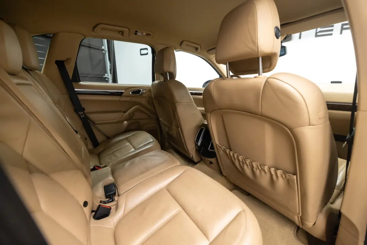 3.0 S Hybrid Btw auto, Fiscale waarde € 8.000,- (€ 28.884,30 Ex B.T.W) DEALER AUTO Dealer auto