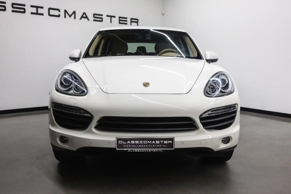 3.0 S Hybrid Btw auto, Fiscale waarde € 8.000,- (€ 28.884,30 Ex B.T.W) DEALER AUTO Dealer auto