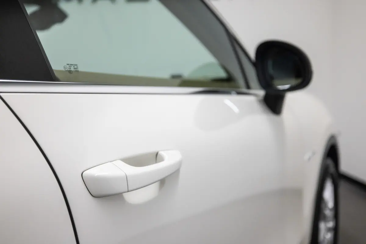 3.0 S Hybrid Btw auto, Fiscale waarde € 8.000,- (€ 28.884,30 Ex B.T.W) DEALER AUTO Dealer auto